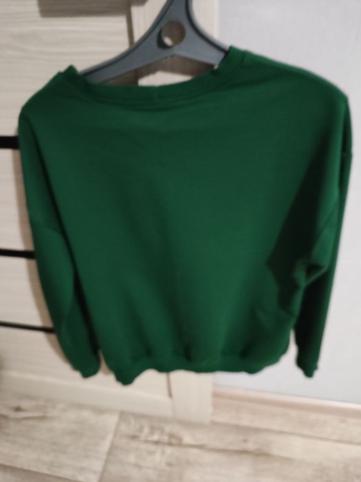 Продаю кофту.       .