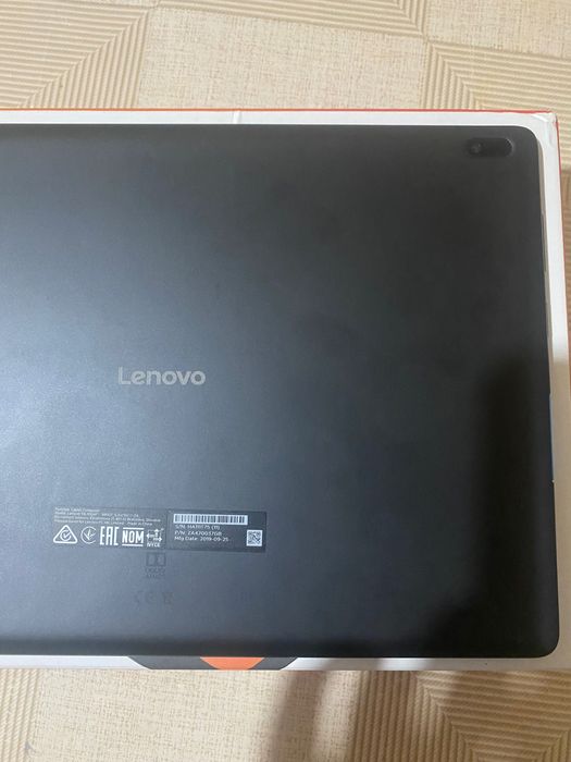 Таблет Lenovo Tab E10