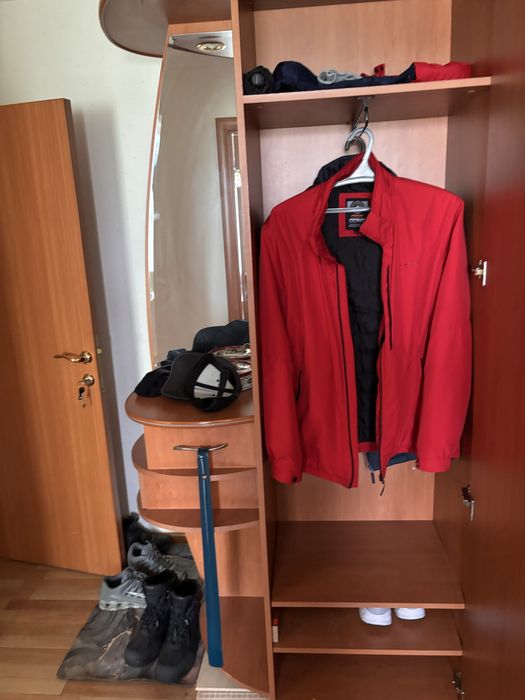 Продам шкаф  угловой