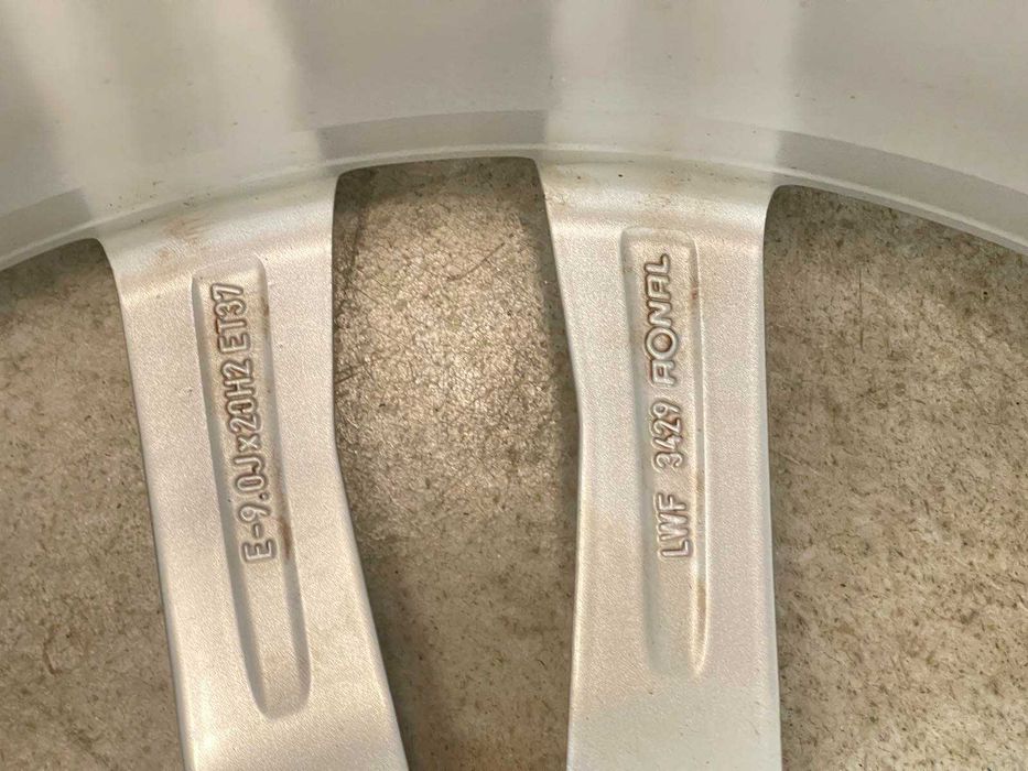 Джанти Audi A8 4H 20 цола