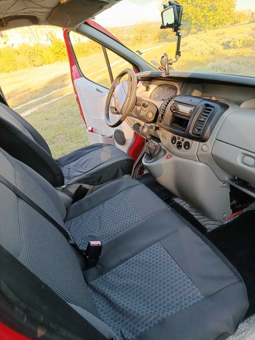 Renault Trafic L2H1 Camper | 2.0 dCi | 2007 г. | 2+1 места | 9500 €