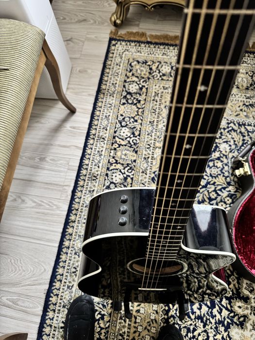 Гитара Taylor 214ce-BLK DLX