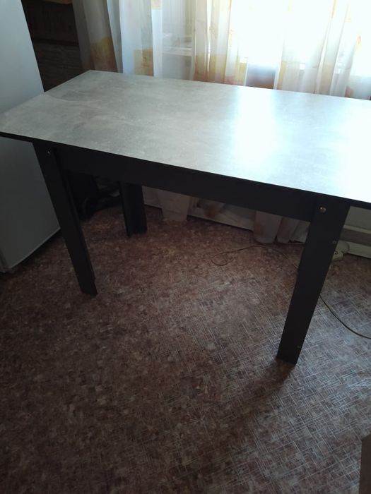 Новый обеденный стол