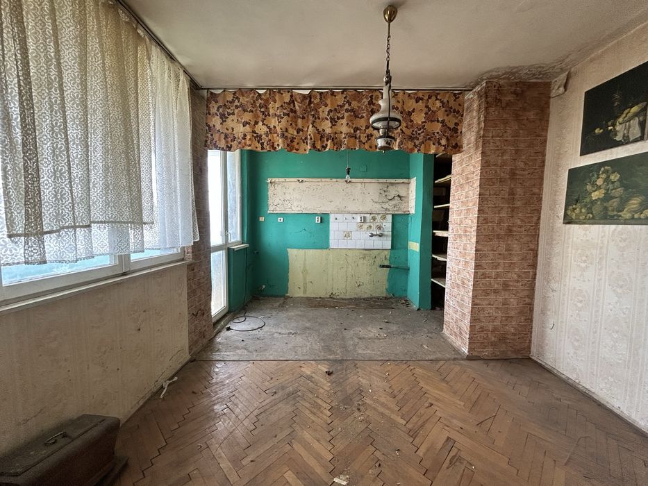 Продава се Тристаен апартамент в Силистра, Митница - 85 кв.м за 883 €/кв.м - Снимка #2