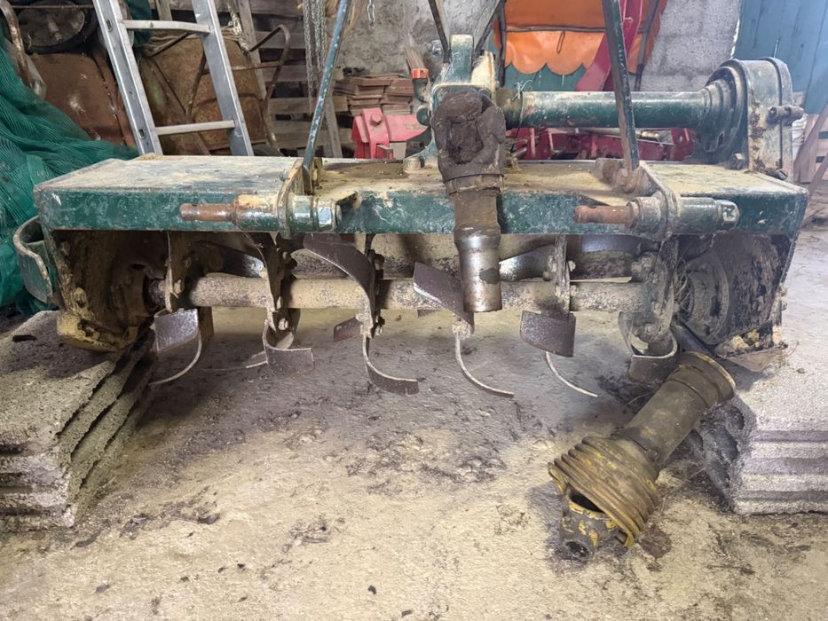 Tractor goldoni 932 4x4 rs/dt cu roti stertante (nu se indoaoe de la jumate)