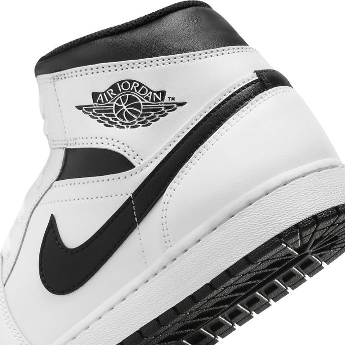 Nike Air Jordan 1 Mid White Black