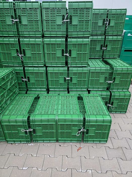 Naveta/lada plastic verde/calitate superioara/2.3kg super pret 30 ron