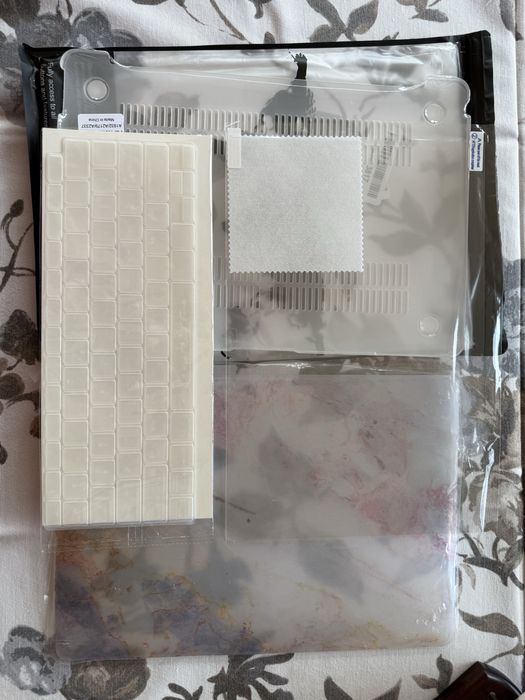 MacBook Air 13” (2018–2020) Case