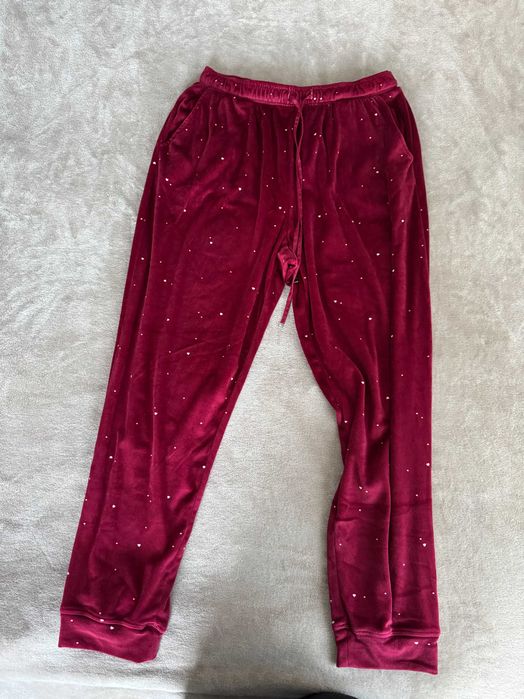 Червена плюшена пижама, Oysho, M размер