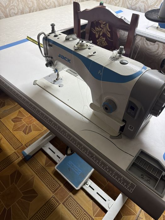 Швейные машинки f4 и bruce