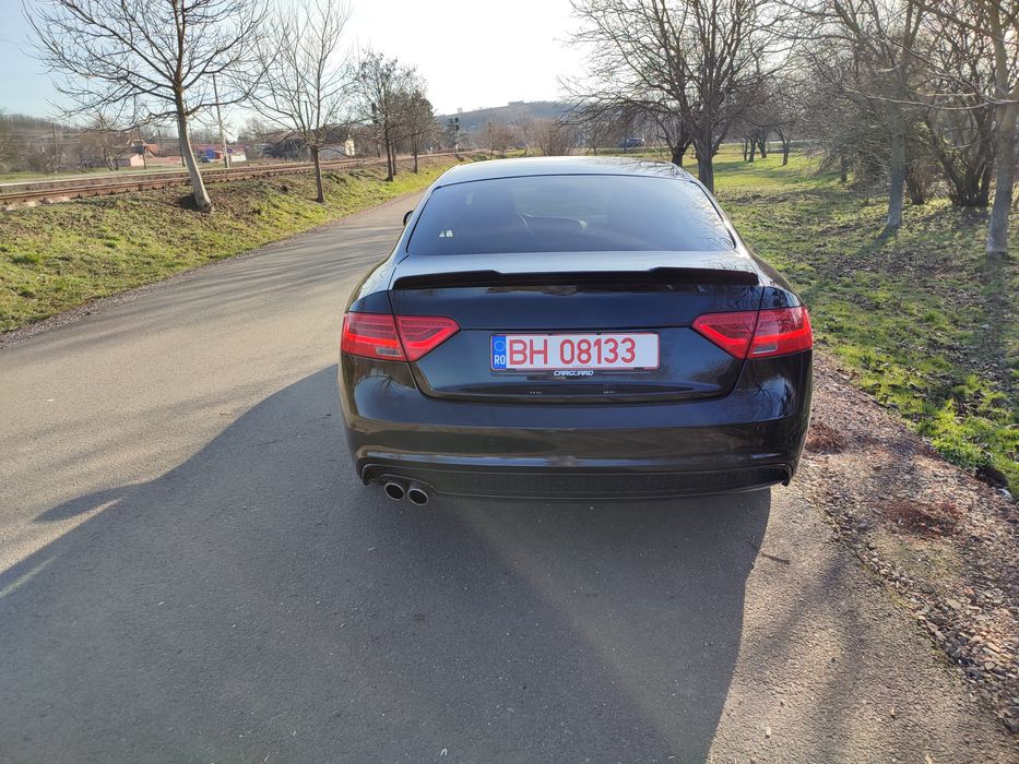 Vând sau Schimb Audi a5 coupe 1.8tfsi înmatriculat