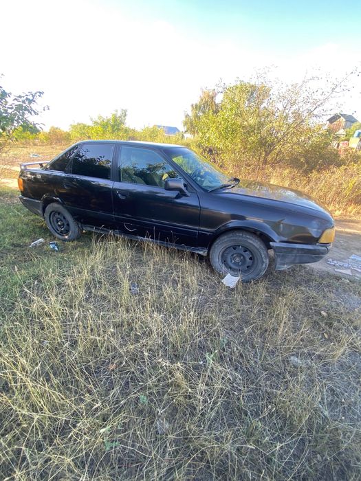 Продам машину audi 80