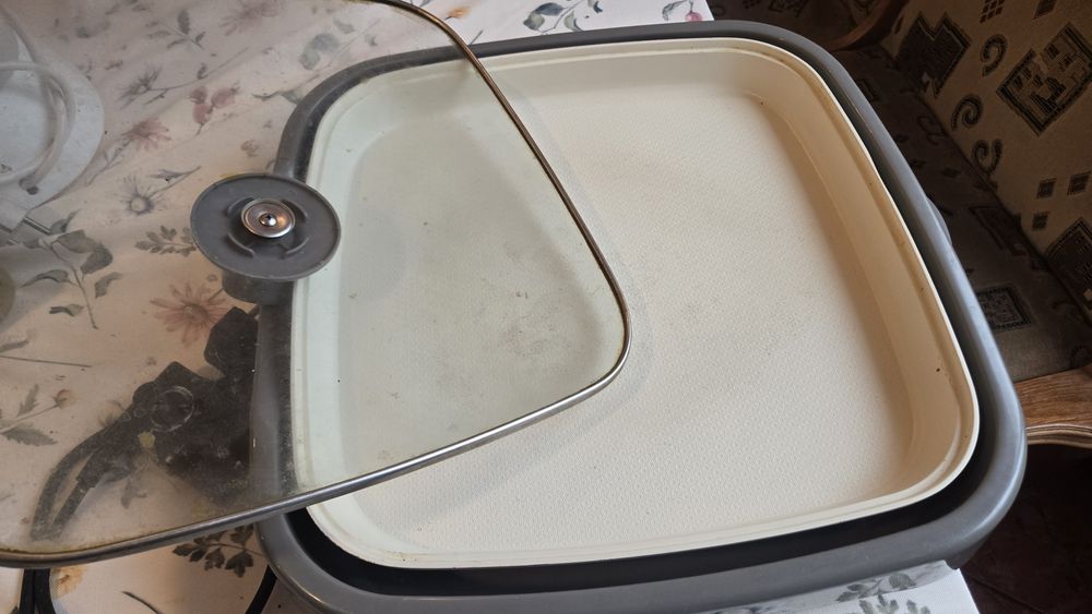 Friteuza - gratar electric Delimano