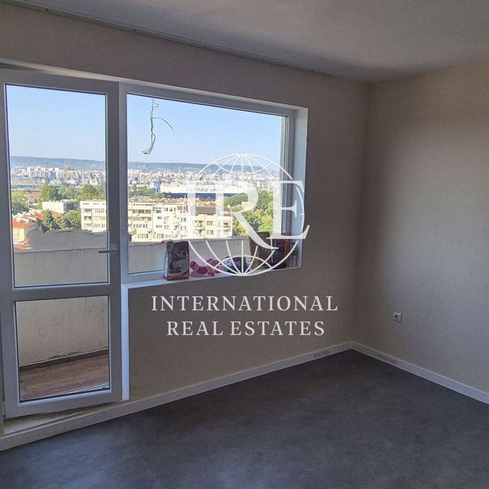 Продава се Тристаен апартамент в Варна, Аспарухово - 105 кв.м за 1762 €/кв.м - Снимка #7