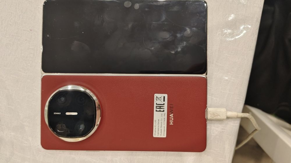 Huawei mate X6 12/512