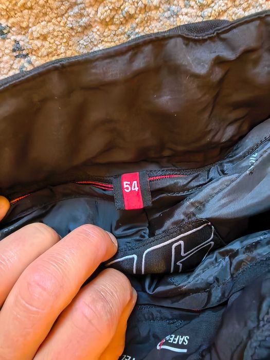 Pantaloni moto mărime 54 XL