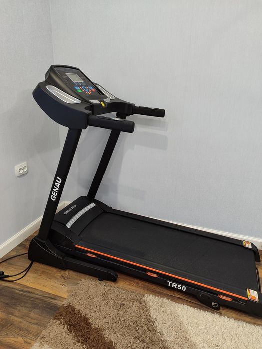 Беговая дорожка новая