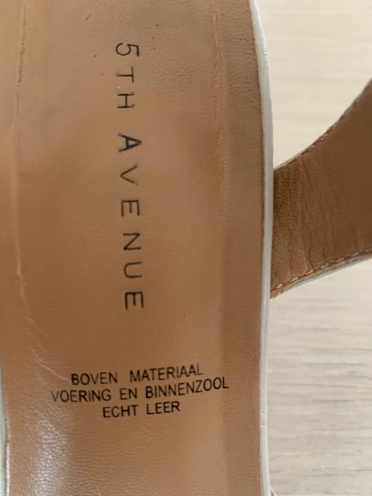 Vand sandale piele nude(38)superbe.