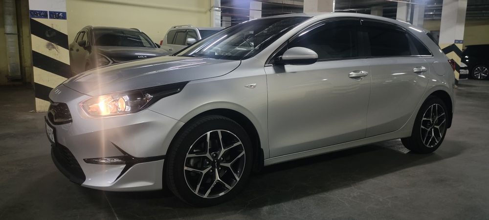 Продам автомобиль Кия Сид