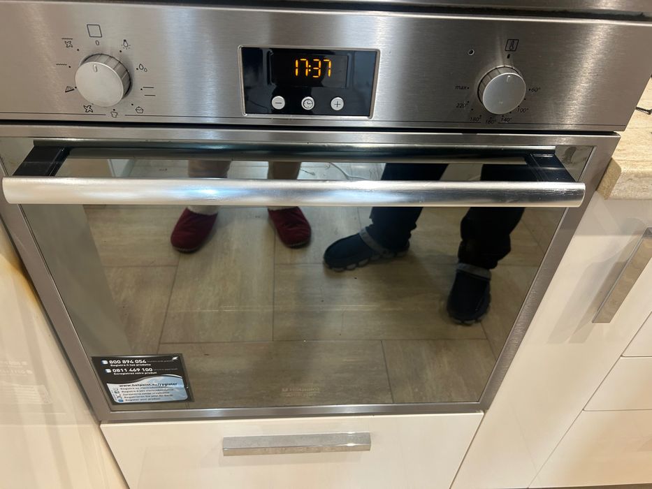 Фурна за вграждане Ariston