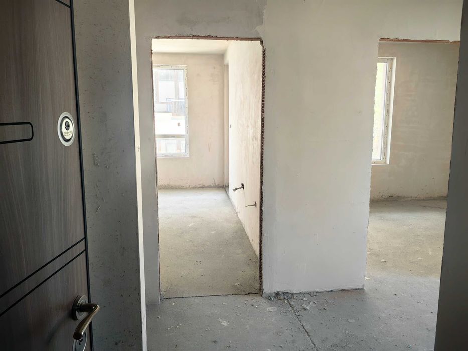 Продава се Тристаен апартамент в Бургас, Сарафово - 63 кв.м за 1350 €/кв.м - Снимка #13