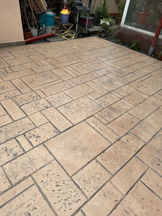 Materiale beton amprentat:colorant,praf antilipire,lac,culoare pret