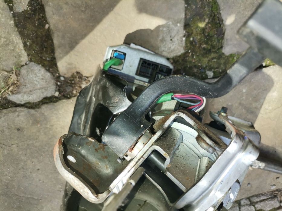 Кормилен прът с ел. усилвател за фиат 500/ ланчия муса и ипсилон