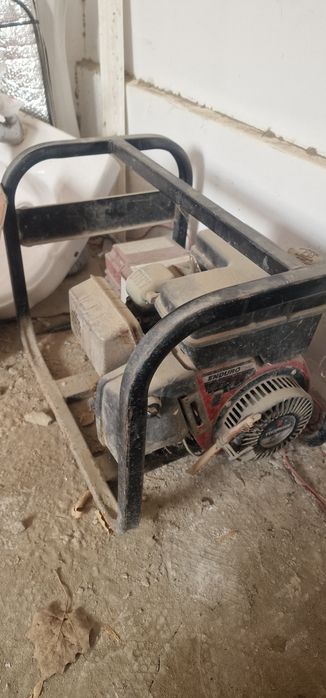 Генератор, бензиновый, нерабочий