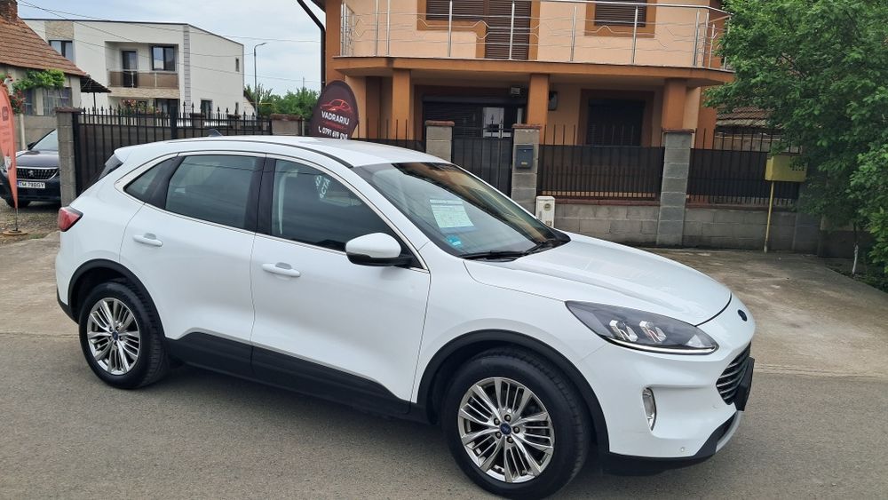 Ford Kuga Plug-In Hybrid Titanium, 225 CP,  Tva deductibil Finantare- Rate/ Garanție, INMATRICULAT,  EURO 6 Garanție 12-36 luni Finanțare  rate fixe
