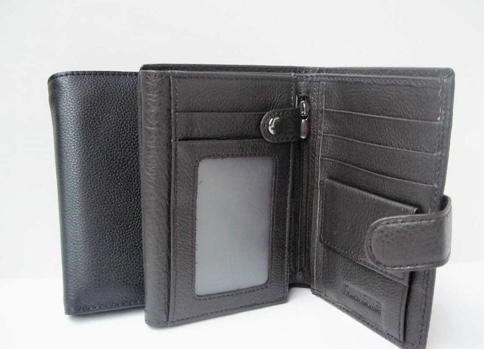 Portofel mare din piele Hassion - 10 x 14 cm