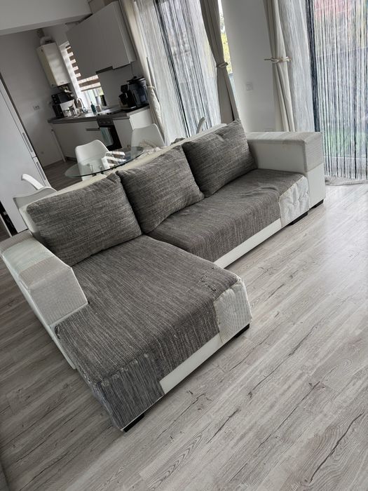 Colțar extensibil+ladă de depozitare+ 3 perne+HUSA IMPERMEABILA CADOU