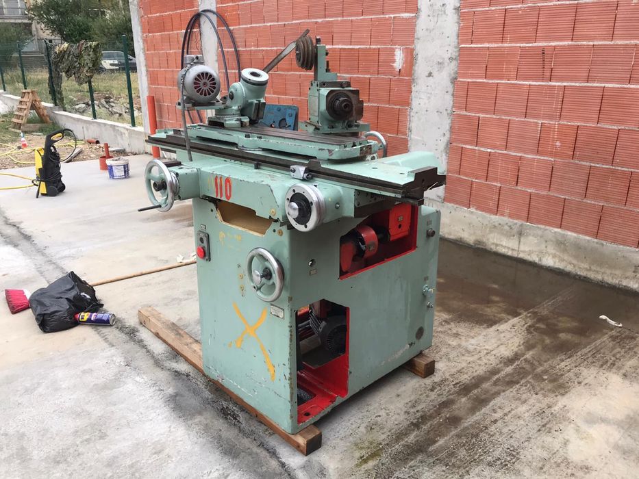 Заточна машина за инструменти