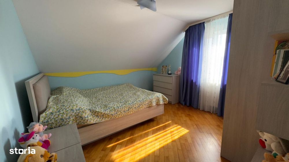 Spatiu, intimitate si verdeata langa Pitesti - Geamana | 2 case, teren