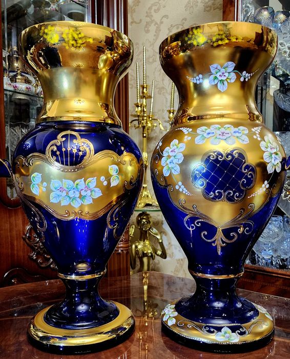 Богемия. Большие шикарные вазы. Дёшево !