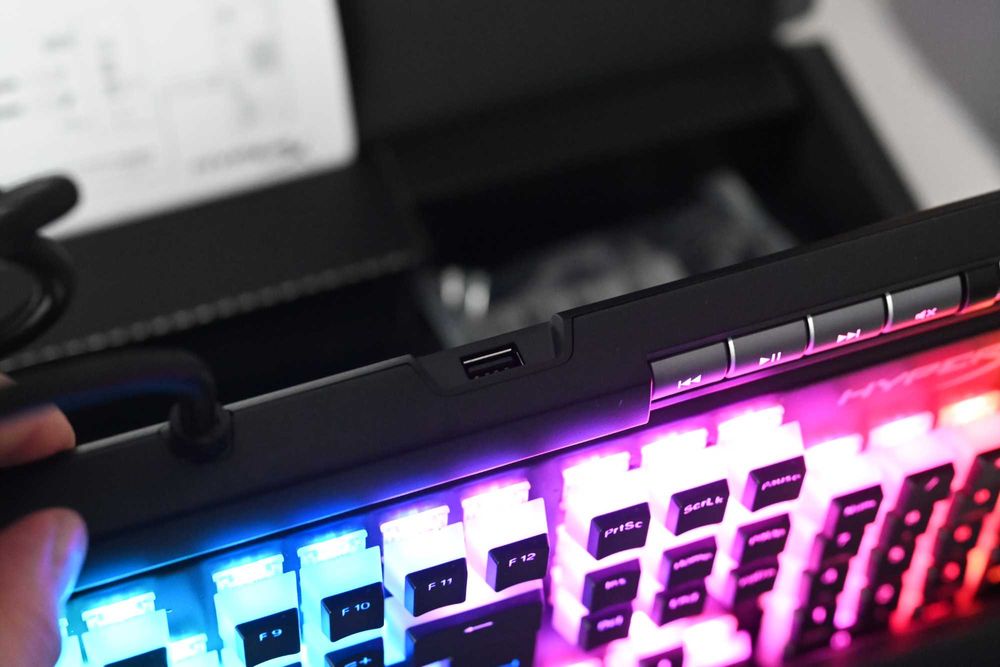 Гейминг клавиатури HyperX Alloy Elite / Elite RGB / Origins core RGB