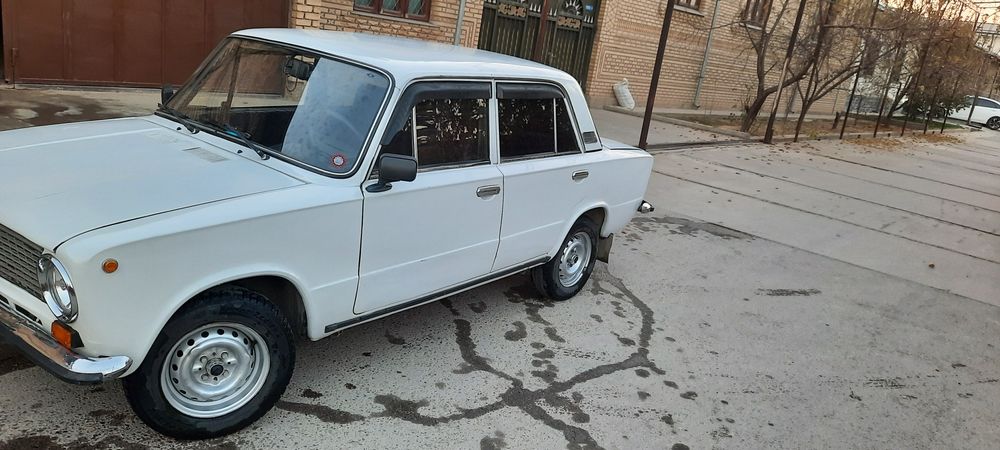 Vaz21011 sotiladi