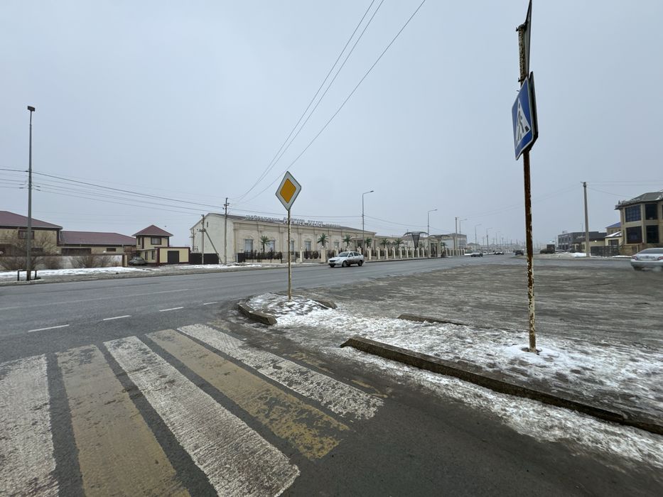 продаю земельный участок в городе