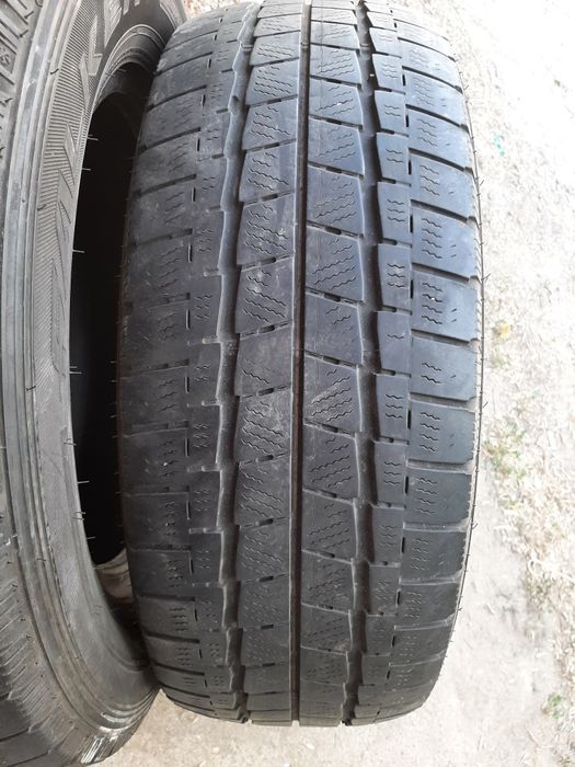 Продам шины 215/65/15 фалькен