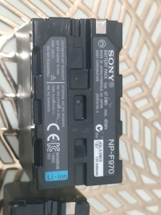 Видео камера.Аккумуляторы.Батарейка