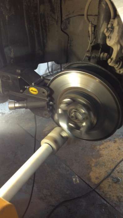 проточка тормозных дисков.Автосервис «Мастер Оил»