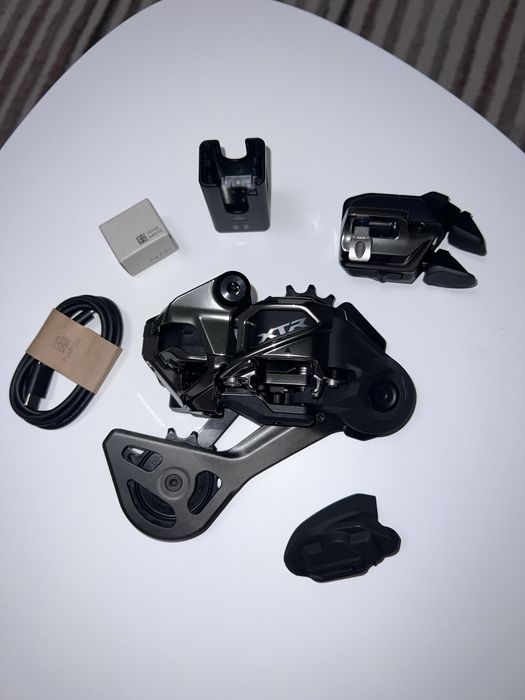 Set Shimano XTR Di2 M9250 SGS acumulator