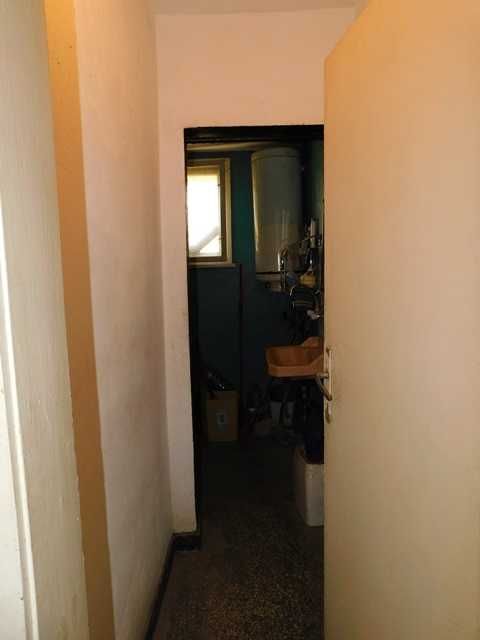 Продава се Тристаен апартамент в Търговище, Център - 95 кв.м за 940 €/кв.м - Снимка #10