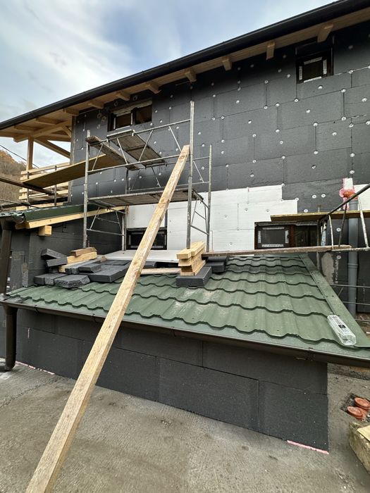 Execut Amenajari Interioare si exterioare !