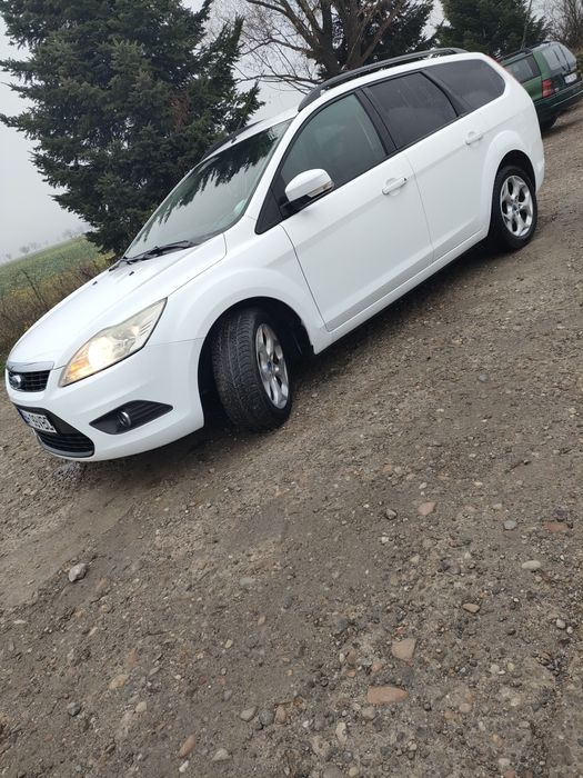 Vand Ford focus trend vand doar cu transcriere sunt primu proprietar