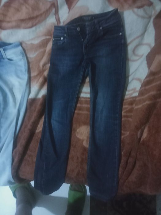Джинсы подросковые