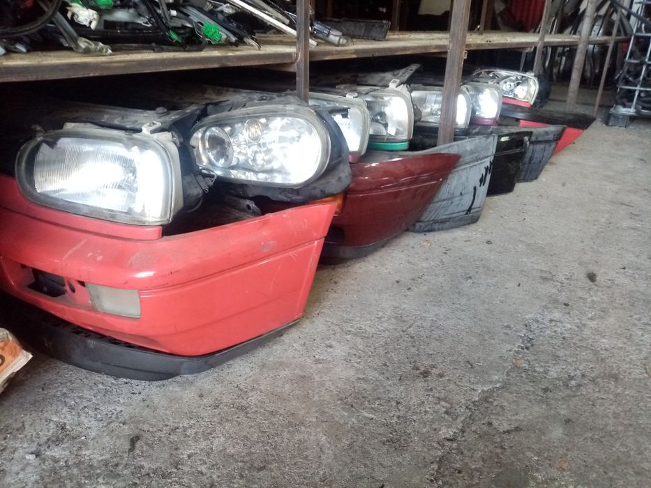 Фонари задние на VW Golf 4 универсал