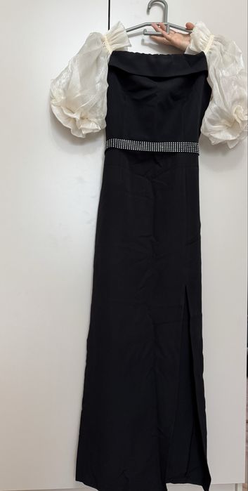 Элегантное черное вечернее платье