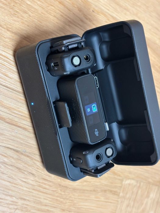 Lavaliere Wireless DJI Mic (2 TX + 1 RX + Carcasă Încărcare)