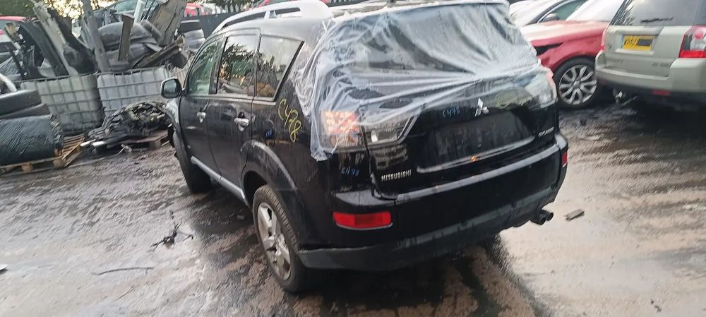 Dezmembrari / Dezmembrez Mitsubishi Outlander II 2.0 DI-D cutie viteze manuala cod culoare NEGRU