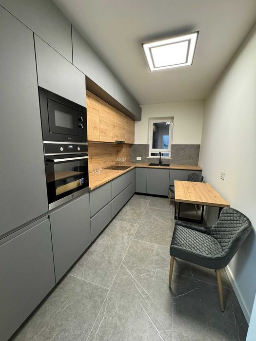 Cazare Brasov apartament 2 camere NOU DE LUX - Coresi Mall